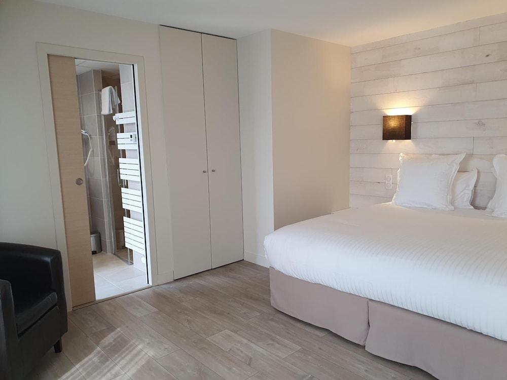 Logis La Closerie Hotel